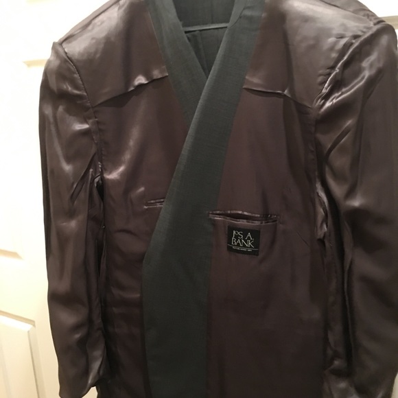 56R, charcoal, 51” waist w/ Len 30” pants w/ 3/4 satin lining + cuffs, 100% wool - Picture 5 of 5